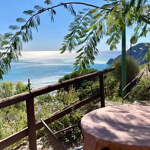 villa-pietrafiore.hotelitalianriviera.com/