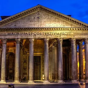 Pantheon Luxury Rome